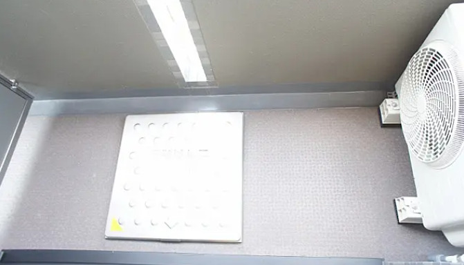バルコニー　【設備充実人気物件】女性のお一人暮らしでも安心セキュリティ♪