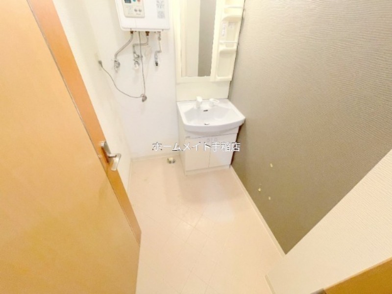洗面設備　シャンプードレッサー洗面台です♪