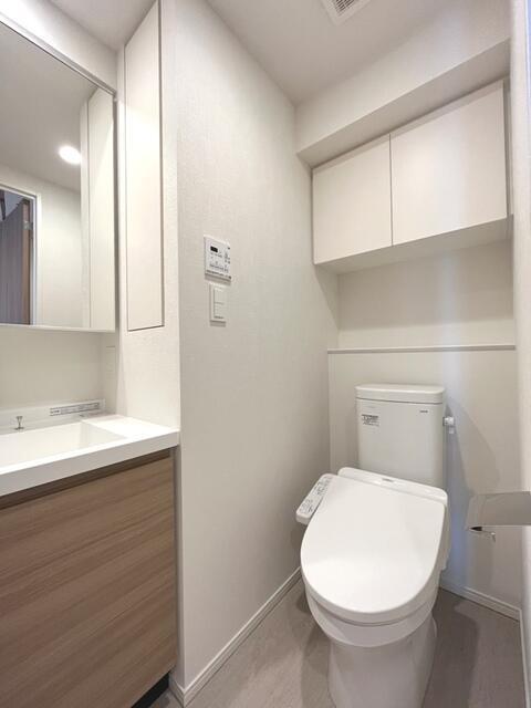 トイレ　※写真は同タイプ住戸です。?