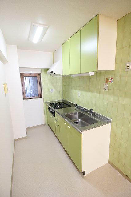 キッチン　同間取りのお部屋の写真です