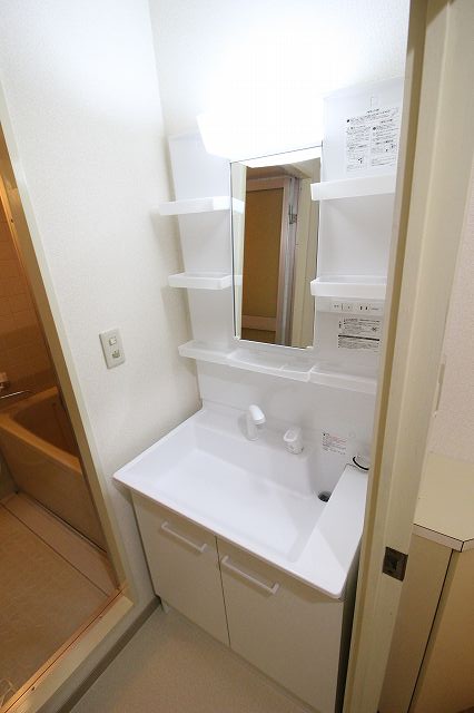 洗面設備　同間取りのお部屋の写真です