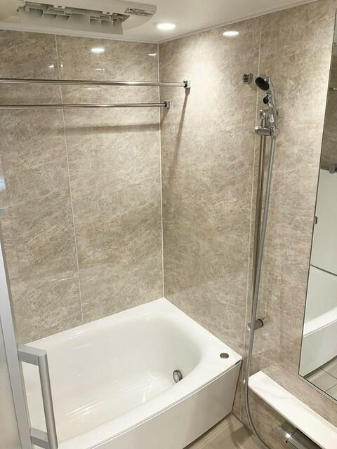 バス・シャワールーム　※写真は同タイプ住戸です。
