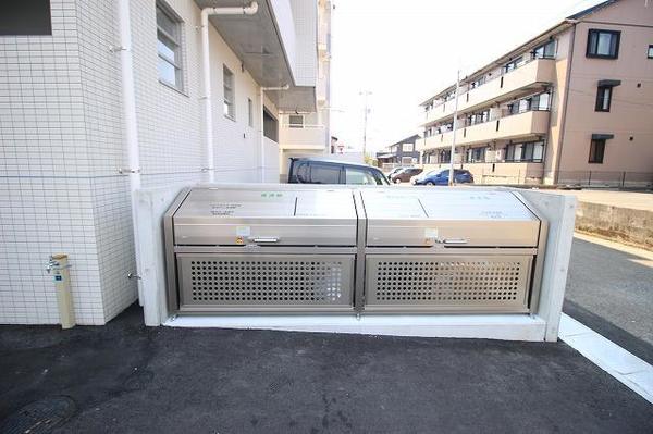 その他共有部分　ゴミ収集ボックス