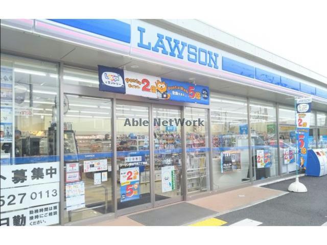 コンビニ　ローソン熊谷円光二丁目店（コンビニ）まで390m