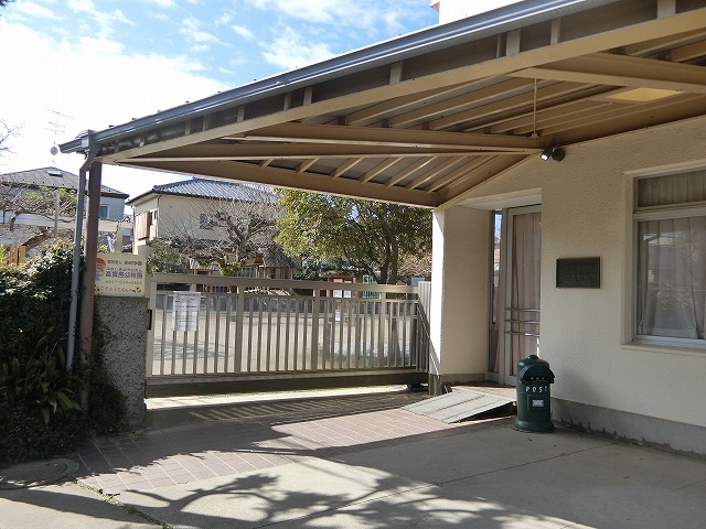 幼稚園・保育園　富貴島幼稚園（幼稚園・保育園）まで555m