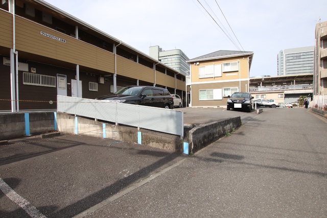 駐車場　駐車場（要空き確認）