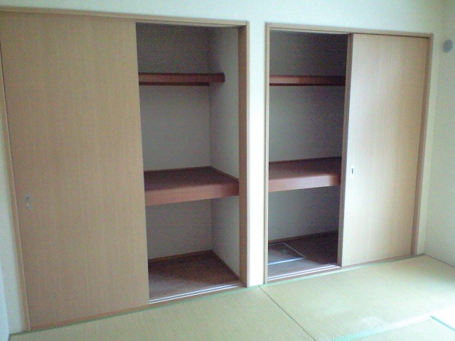 収納　収納２間もあり広々