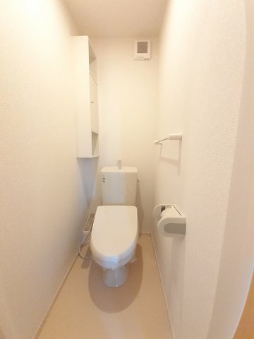 トイレ　トイレもきれいです