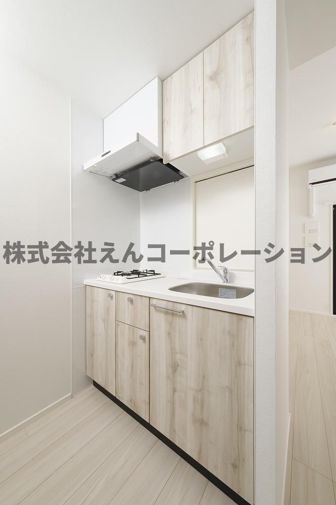 キッチン　※反転タイプです。