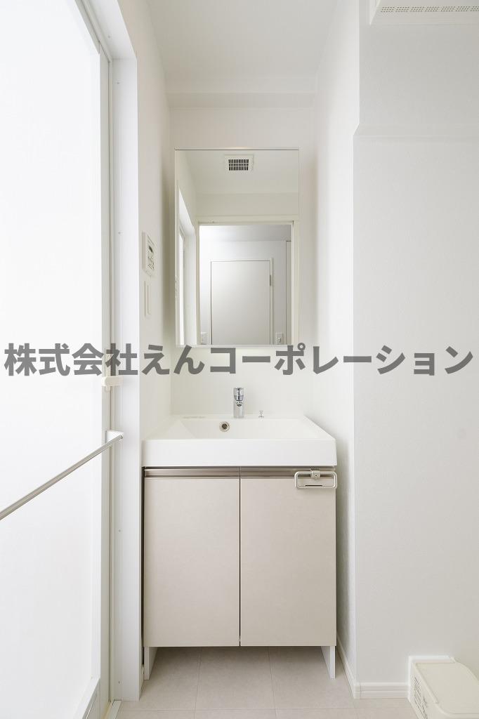 洗面設備　※反転タイプです。