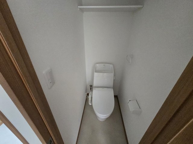 トイレ　シンプルで使いやすいトイレです