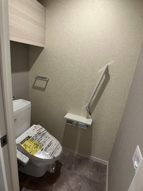 トイレ　※３階のお部屋の写真を使用しております。