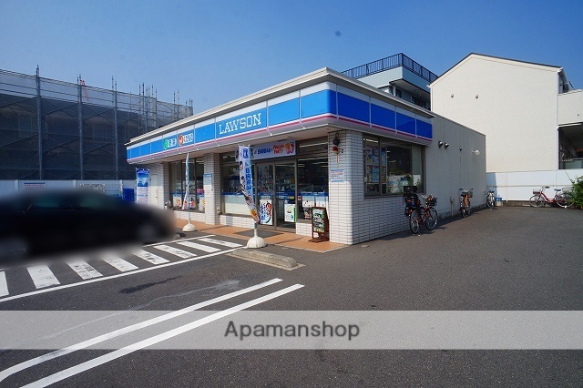 コンビニ　ローソン鶴見平安町一丁目店（コンビニ）まで204m