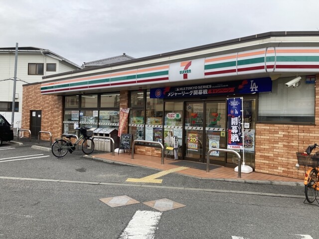 コンビニ　セブンイレブン 大阪桃谷3丁目店（コンビニ）まで250m
