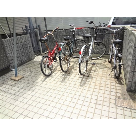 駐車場　駐輪場