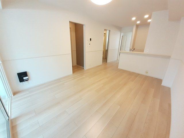居室・リビング　同型参考写真