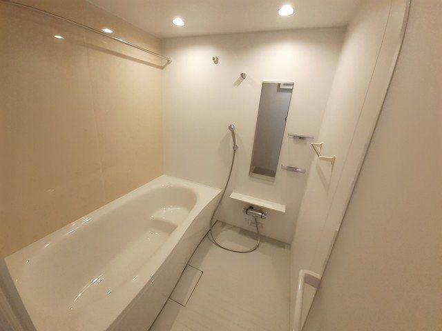 バス・シャワールーム　同型参考写真