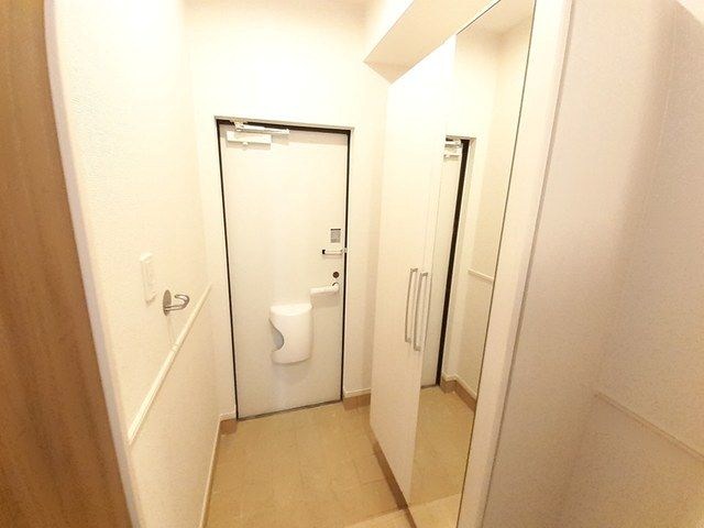 玄関　同型参考写真