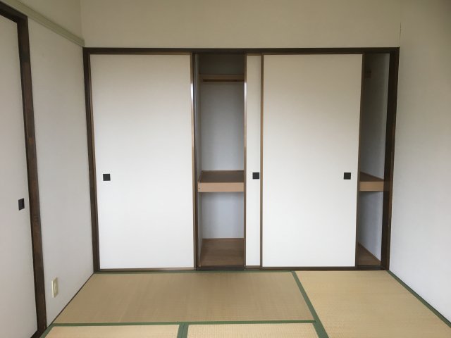 大東ハイツの居間写真