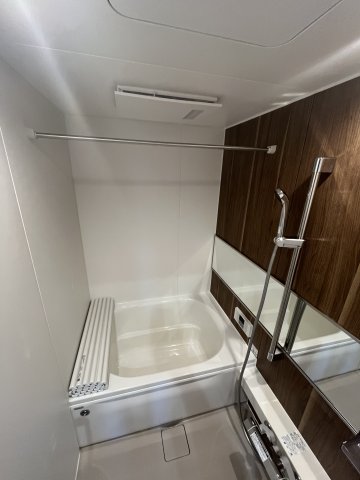 バス・シャワールーム　ゆったり過ごせるお風呂です