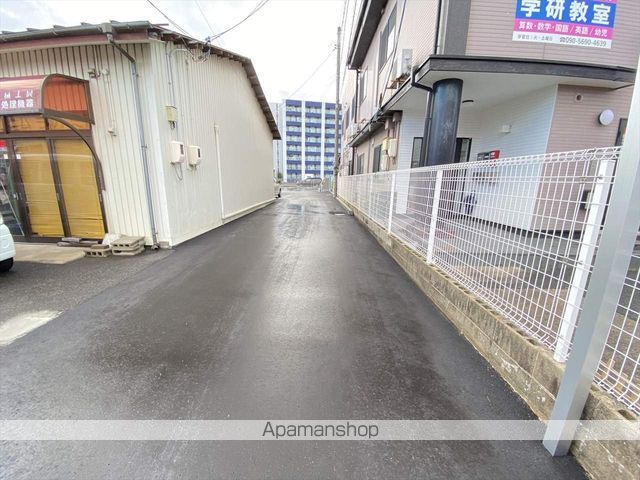 その他　前面道路（その他）まで0m