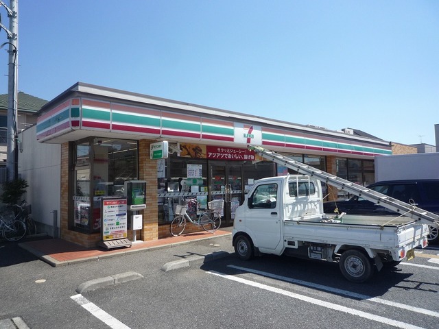 コンビニ　セブンイレブン久喜吉羽2丁目店（コンビニ）まで574m