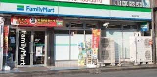 コンビニ　ファミリーマート 和光北口店（コンビニ）まで624m