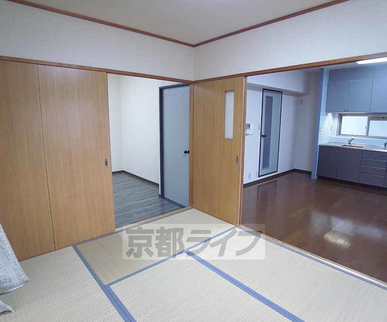 居室・リビング　和室もある、落ち着いた雰囲気の室内です