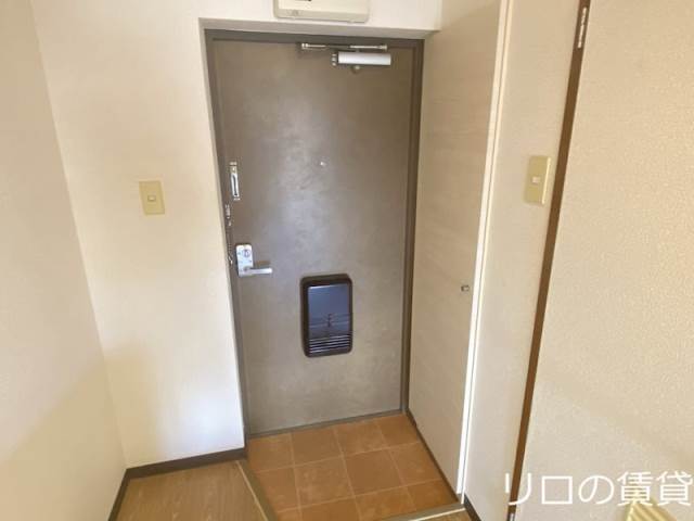 玄関　写真は現状を優先します。