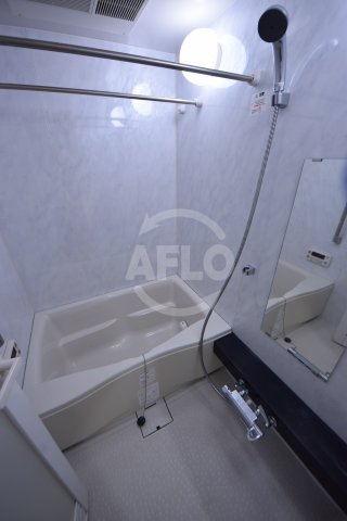 バス・シャワールーム　エルセレーノ上本町レジデンス　浴室