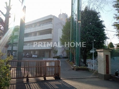 中学校　横浜市立六角橋中学校（中学校）まで806m