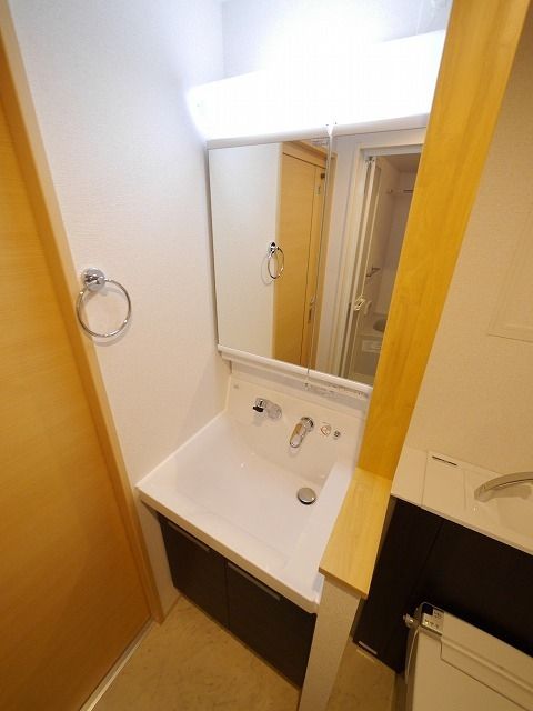 洗面設備　★身支度がしやすいシャンプードレッサー★