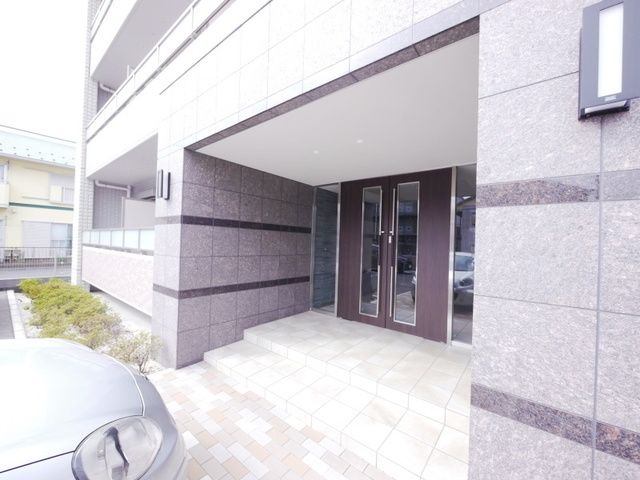 エントランス　★エントランスです★