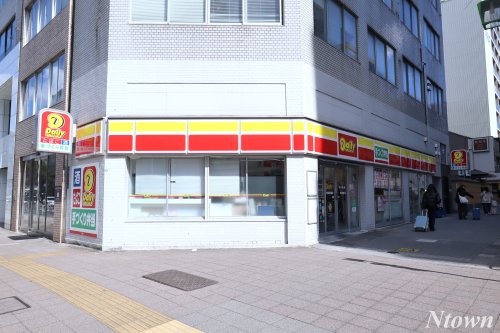 コンビニ　デイリーヤマザキ 伏見袋町通店（コンビニ）まで443m