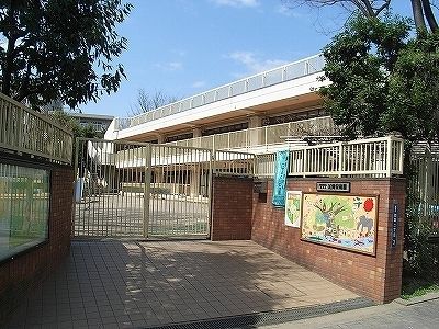 幼稚園・保育園　加賀保育園（幼稚園・保育園）まで454m