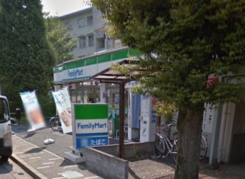 コンビニ　ファミリーマート　高野台一丁目店（コンビニ）まで817m