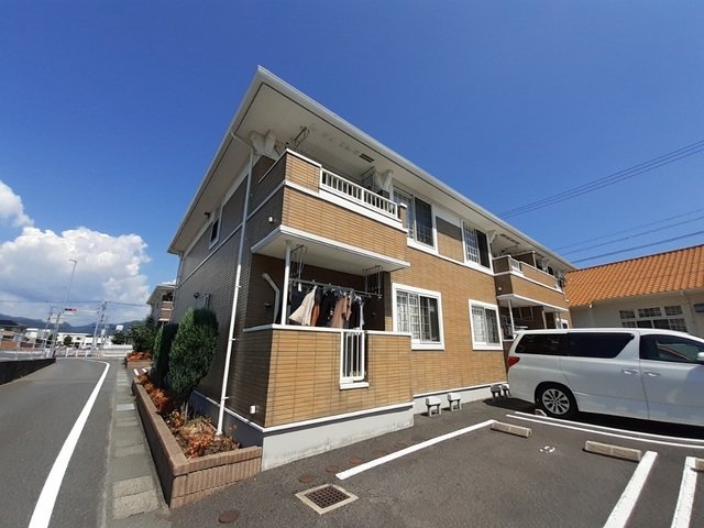 建物外観　落ち着いた雰囲気の外観です