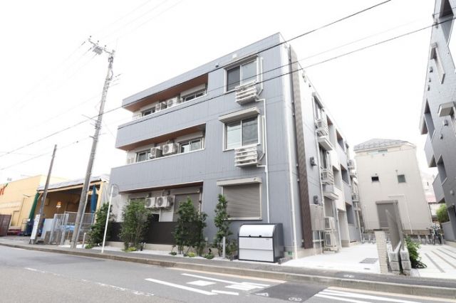 ブランヴェール大倉山の外観写真