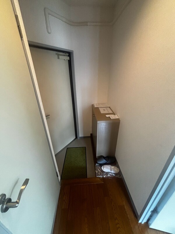 麻布尾又ビルの玄関写真