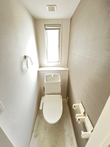 静かで落ち着いた住環境が魅力のトイレ写真