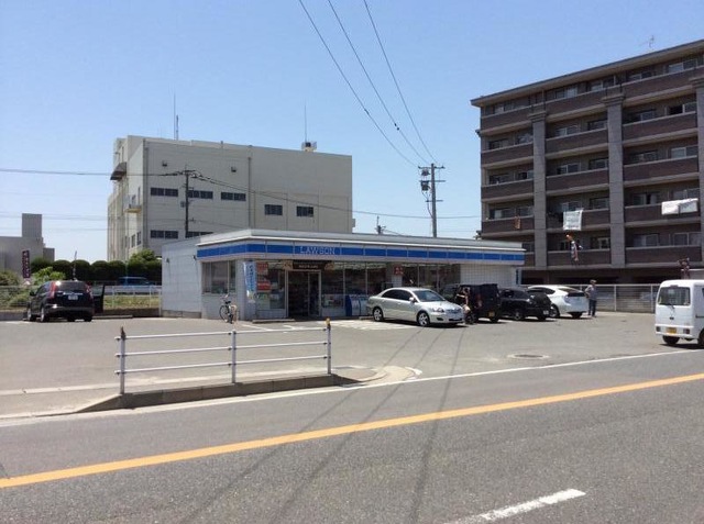 コンビニ　ローソン 奈多一丁目店（コンビニ）まで1668m