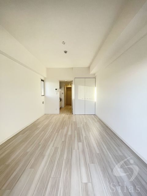 TKアンバーコート津久野の居間写真