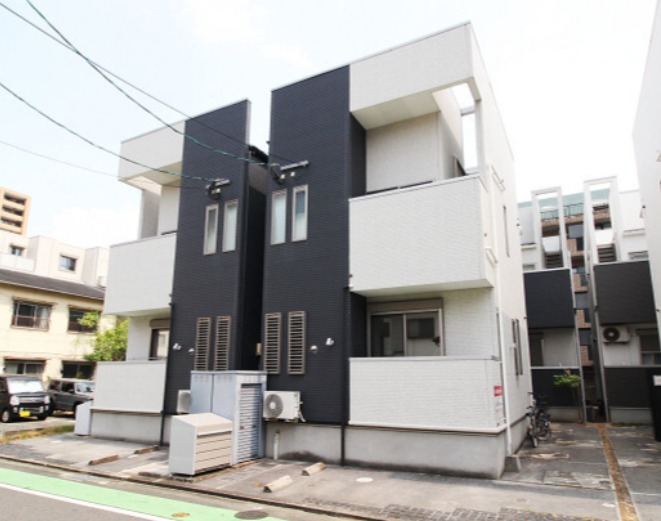 西鉄天神大牟田線 西鉄平尾駅 徒歩9分 築14年