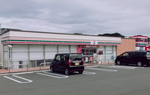 コンビニ　セブン-イレブン 掛川南西郷店（コンビニ）まで600m