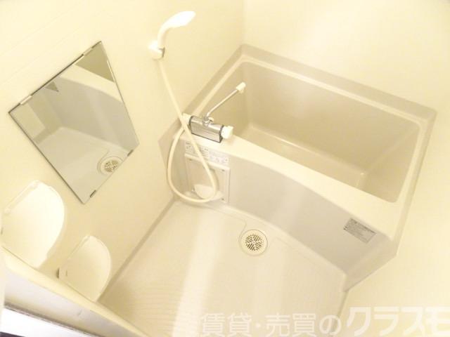 バス・シャワールーム　浴室乾燥機付きバス♪