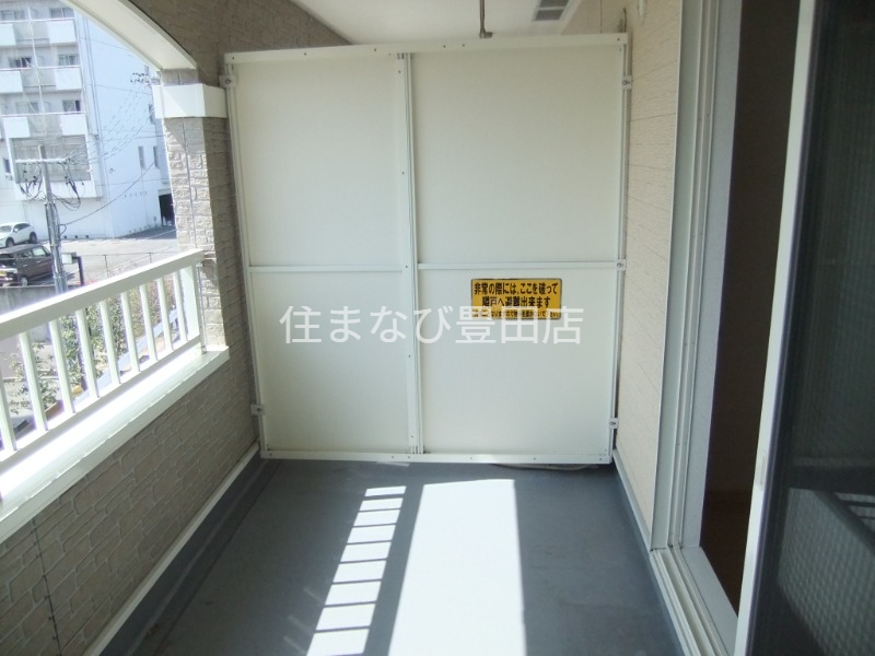 バルコニー　同型別部屋写真