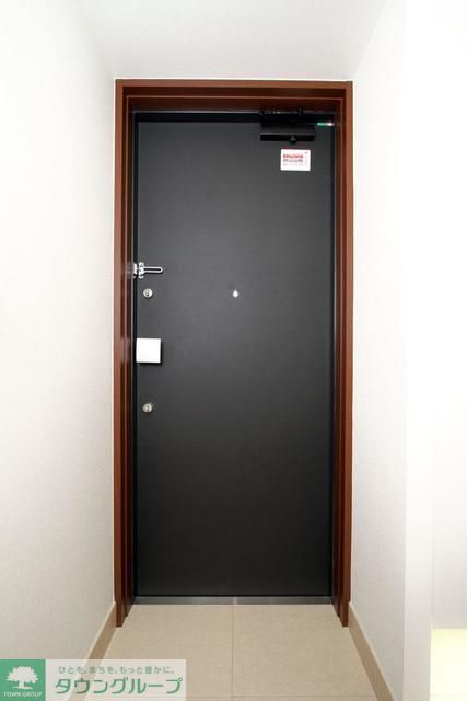 玄関　※写真は同タイプ住戸です。