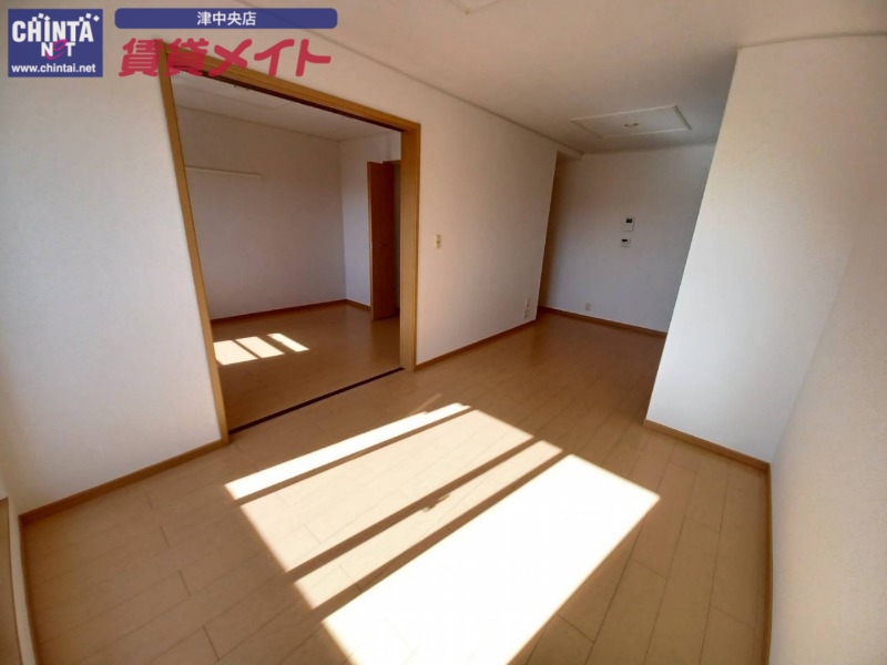 居室・リビング　同タイプの部屋写真です