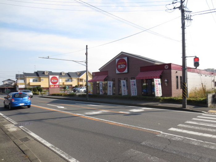 飲食店　ガスト東海大学前店（飲食店）まで255m