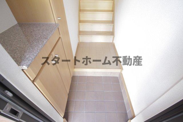 玄関　落ち着いた玄関です